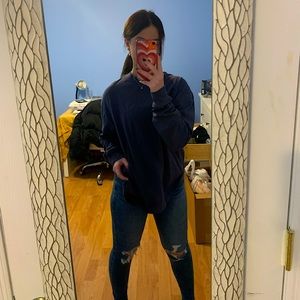 AMERICAN EAGLE RIPPED JEANS (great condition, size 6)